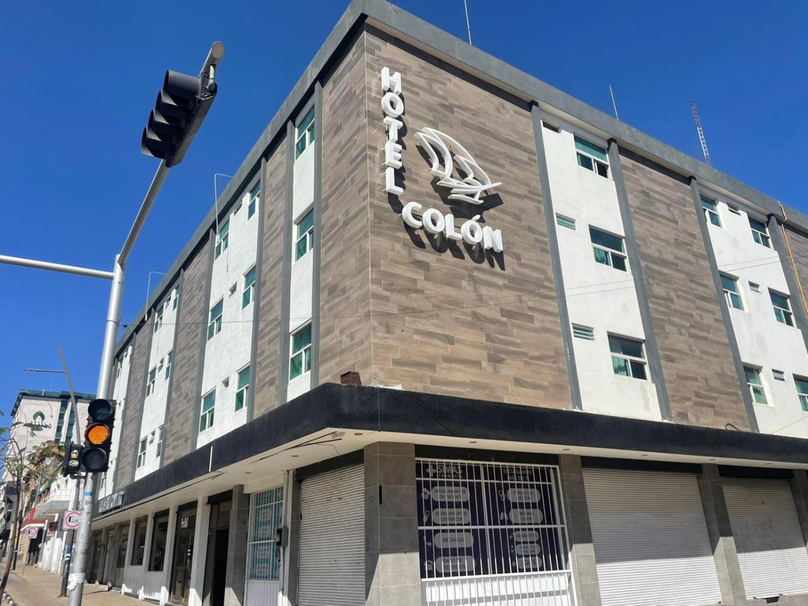 Hotel Colon Express Guadalajara Buitenkant foto