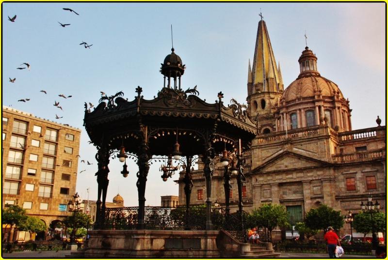 Hotel Colon Express Guadalajara Buitenkant foto
